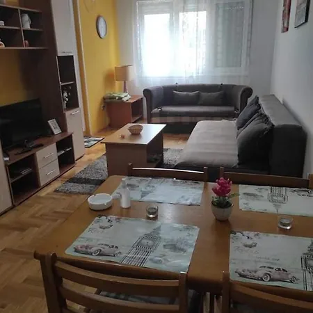 Marina Sa Garazom Lejlighed *