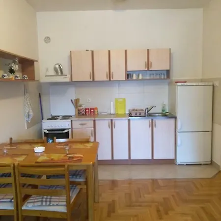 Marina Sa Garazom Lejlighed Novi Sad