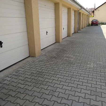 Marina Sa Garazom Lejlighed *